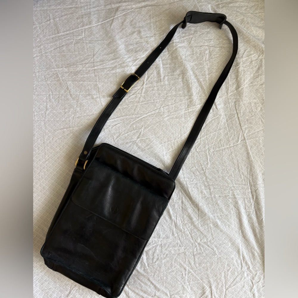 Dunhill Black Leather Messenger Bag